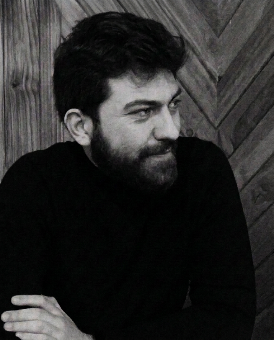 Diego, fundador de DIMOMA — diseñador web y especialista en marketing digital